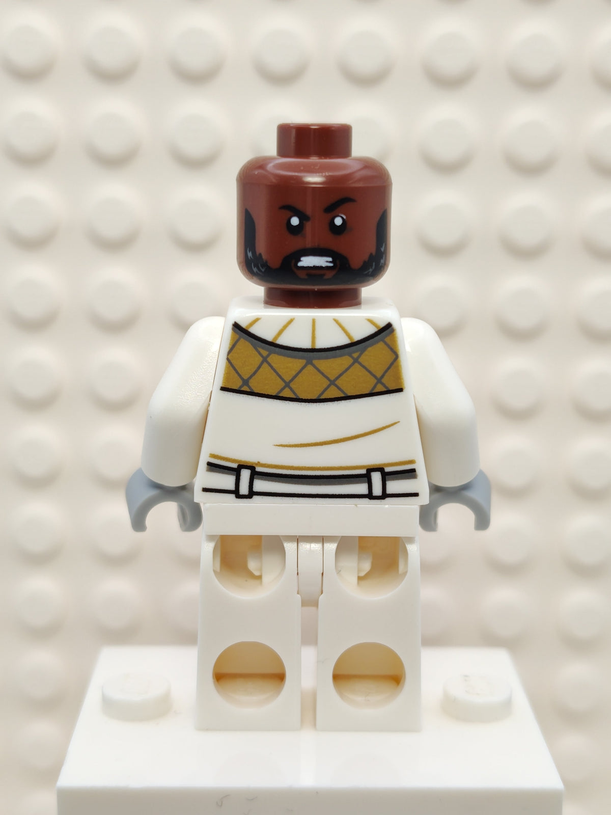 Hoth Rebel Trooper,  Dark Tan Helmet, Reddish Brown Head, sw1186